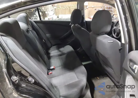 2010 Nissan Altima 2.5 S z USA, uszkodzony, nr VIN 1N4AL2AP7AN404281